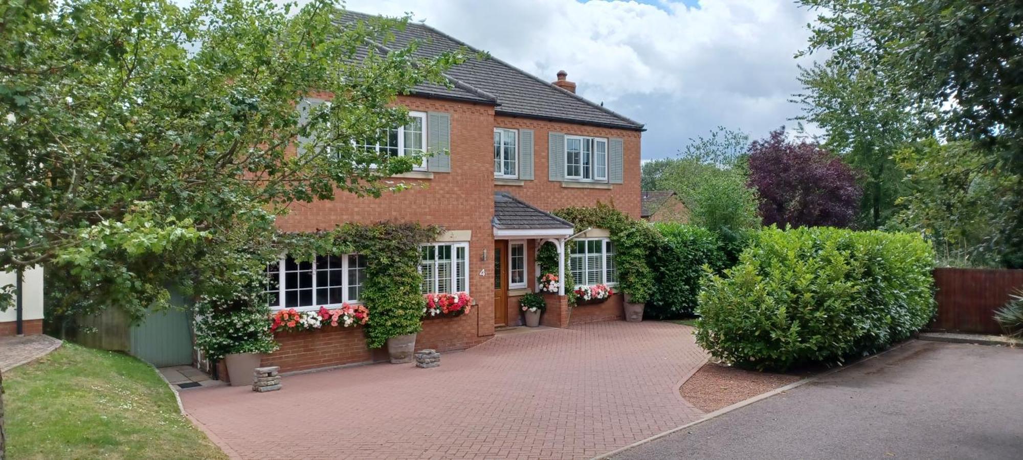 Harlequin B&B Ledbury Exterior foto
